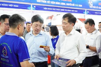100 gian hàng giới thiệu giải pháp tiết kiệm năng lượng, chuyển đổi xanh tại Đà Nẵng