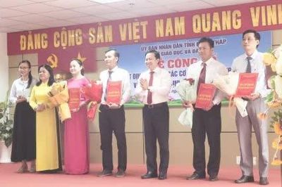 Đồng Tháp: Công bố 29 Quyết định về sắp xếp cơ sở giáo dục