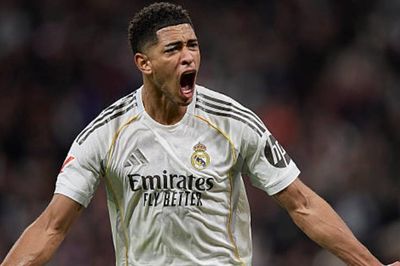 Jose Mourinho tái thiết Real Madrid: Bài toán giải phóng Jude Bellingham và hàng công cùng Mbappe