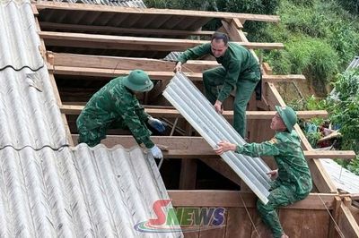 Đồn Biên phòng Mường Lạn giúp dân khắc phục hậu quả thiên tai