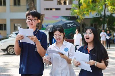 Đề xuất phương án thi vào lớp 10 chỉ còn môn Toán và Ngữ văn