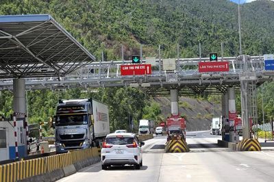 Chính thức thu phí 5 đoạn cao tốc từ Quảng Ngãi đến Nha Trang