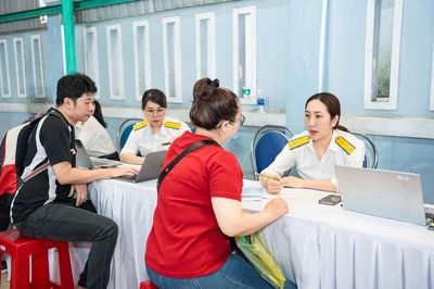 Hàng loạt thay đổi mới về kê khai, quyết toán thuế TNCN từ tiền lương, tiền công