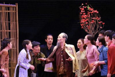 Biểu diễn chương trình nghệ thuật 'Bác Hồ - Một tình yêu bao la' tại Thái Lan và Lào