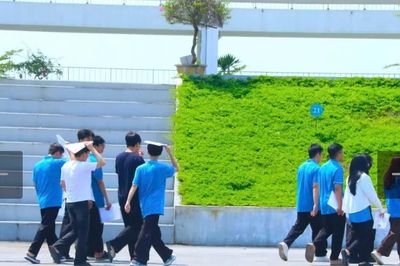 Giáo viên nói gì về đề thi lại môn Ngữ văn tại Tuyên Quang?