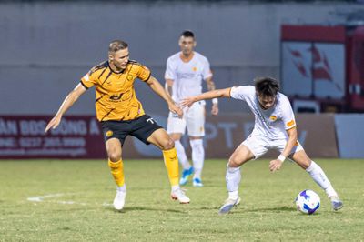 Quả bóng bạc Kyrgyzstan trở lại câu lạc bộ Thanh Hóa