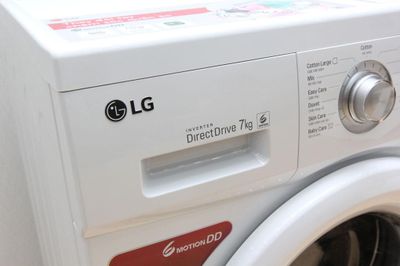 Khối lượng quần áo ghi trên máy giặt là tính cho đồ khô hay đồ ướt?