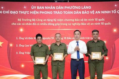 Phường Láng: Củng cố thế trận an ninh nhân dân từ cơ sở