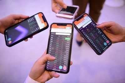 Doanh nghiệp đua nhau phát hành ESOP giá rẻ