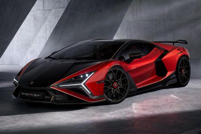 Siêu xe Lamborghini Revuelto SV hoàn toàn mới mạnh 1.065 mã lực