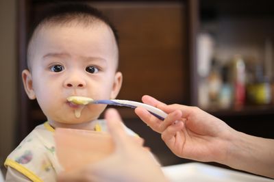 Trái cây giàu dinh dưỡng, an toàn cho tiêu hóa của bé mới ăn dặm