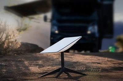 Gói Internet Starlink đắt gấp mấy lần mạng cáp quang tại Việt Nam?
