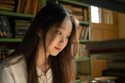 Người trẻ tìm lại sách giữa thời MXH