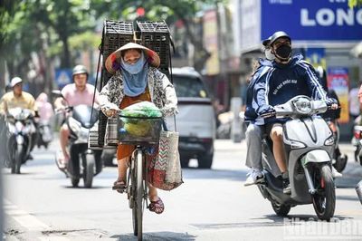Trung Bộ nắng nóng gay gắt trong 2 ngày tới, cảnh báo tình trạng kiệt sức, đột quỵ do sốc nhiệt