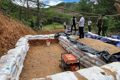 Các xã vùng cao Đà Nẵng truy quét, xử lý khai thác vàng trái phép