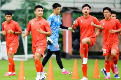 Mưa lớn tại Malaysia thử thách đội tuyển Việt Nam