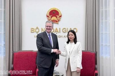 Thứ trưởng Nguyễn Minh Hằng tiếp nguyên Đại sứ Hoa Kỳ tại Việt Nam Daniel Kritenbrink