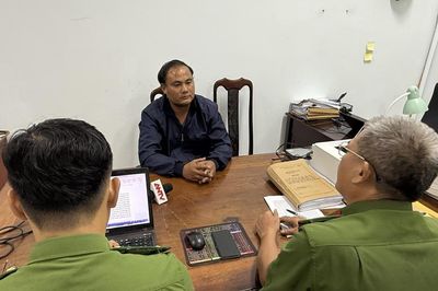Khởi tố thầy giáo giết nhân viên thư viện vì ghen tuông tình ái