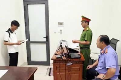 Khởi tố đối tượng giao cấu với bạn gái 14 tuổi quen qua mạng