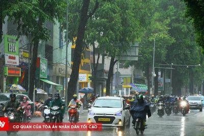 Thời tiết ngày 15/8: Miền Bắc mưa dông, miền Trung có nơi trên 37 độ C