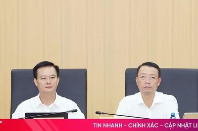 UBND tỉnh Hà Tĩnh họp phiên thường kỳ tháng 8