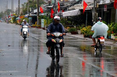 Thời tiết ngày 15/8: Bắc Bộ đến Nam Bộ có mưa dông, cục bộ mưa to