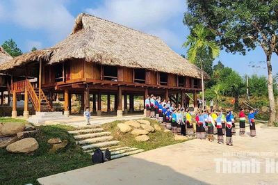 Làng cổ Tân Hùng - “Luồng gió mới” của du lịch cộng đồng