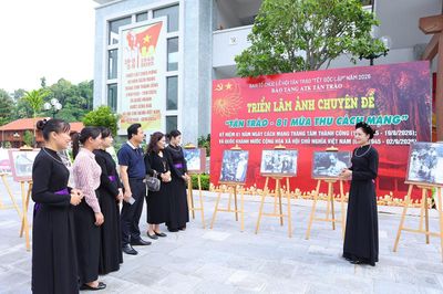 Triển lãm ảnh 'Tân Trào - 81 mùa Thu cách mạng'