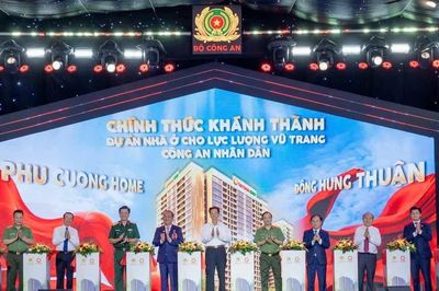 Bàn giao 776 căn nhà ở xã hội đầu tiên cho cán bộ, chiến sĩ Công an tại TP Hồ Chí Minh