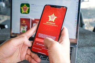Từ 28/9, không phải xuất trình giấy tờ đã tích hợp trên VNeID