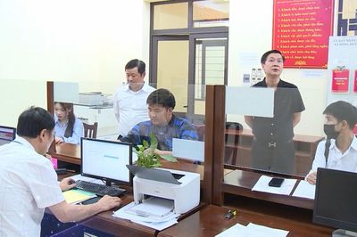 Đề xuất hỗ trợ cho cán bộ kiểm soát thủ tục hành chính