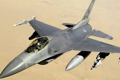 Ukraine chặn đứng kế hoạch săn chiến đấu cơ F-16 và Mirage 2000 từ Nga