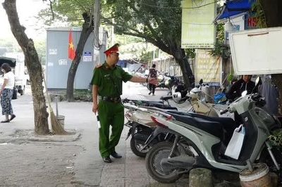 Những đổi thay tích cực hàng ngày về trật tự, văn minh đô thị ở địa bàn cửa ngõ Thủ đô