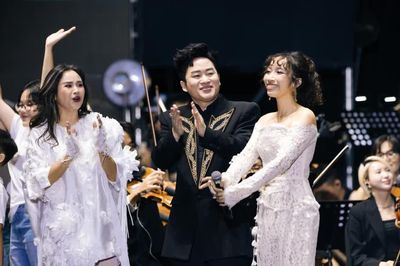 Một không gian âm nhạc Thanh Tùng rất khác trong 'Legacy of Love'