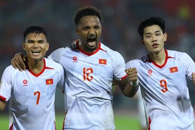 Malaysia 0-1 Việt Nam: Xuân Son tỏa sáng