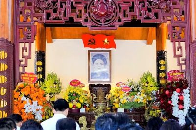 Lễ giỗ lần thứ 85 đồng chí Nguyễn Thị Minh Khai