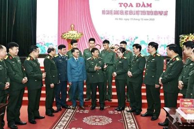 Giữ vững 'Bốn kiên định' trong bảo vệ nền tảng tư tưởng của Đảng - Bài 2: 'Bốn kiên định' - Nguyên tắc bảo vệ nền tảng tư tưởng của Đảng