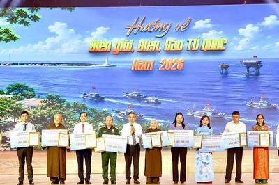 Hơn 55 tỷ đồng đóng góp Quỹ 'Vì biển đảo quê hương - Vì tuyến đầu Tổ quốc'