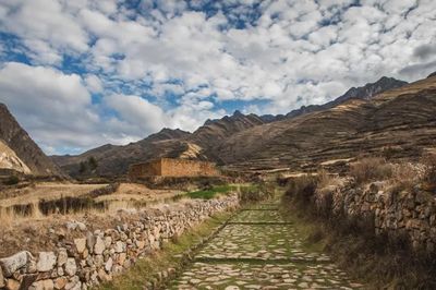 Không có bánh xe, người Inca vẫn xây mạng lưới đường dài 30.000 km