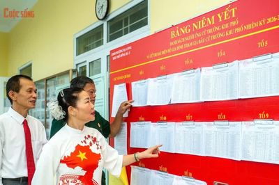 [GALLERY] Quảng Ninh đồng loạt bầu 624 trưởng thôn, bản