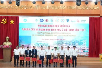 Kết nối tri thức, thúc đẩy hợp tác nghiên cứu và giảng dạy Sinh học