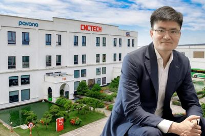 Chủ tịch công ty bán cổ phiếu thu trăm tỷ