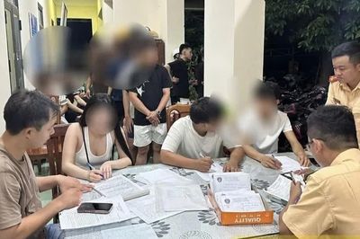 Hơn 200 thanh thiếu niên tụ tập, nẹt pô giữa đêm ở Quảng Ngãi
