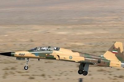 Qatar bác tin bắt giữ phi công Iran, thêm tàu bị tấn công ở Hormuz