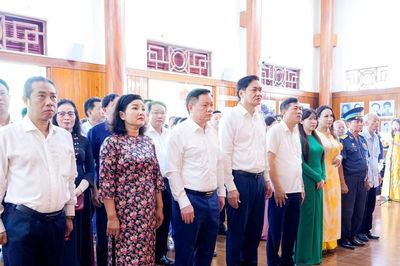 Trang trọng lễ giỗ lần thứ 85 đồng chí Nguyễn Thị Minh Khai