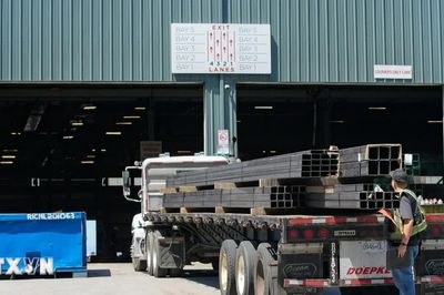 Canada: Sản xuất đạt mức cao kỷ lục bất chấp thuế quan