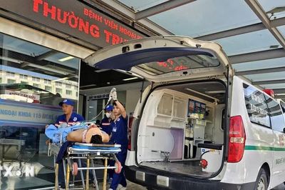 Tai nạn trên cao tốc Diễn Châu-Bãi Vọt: Hơn 20 người được đưa đi cấp cứu