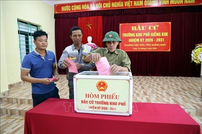 Rộn ràng ngày bầu cử trưởng thôn, bản, khu phố ở Quảng Ninh