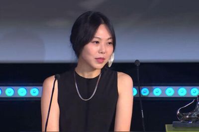 Kim Min Hee bật khóc vì lý do xúc động