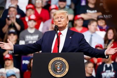 Tổng thống Trump chuẩn bị chi hàng chục triệu USD hỗ trợ ứng viên Cộng hòa trước bầu cử giữa nhiệm kỳ